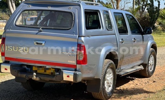 Tenga Tsaru Isuzu KB Bhuruu Mota in Harare in Harare Tenga Tsaru Isuzu KB Bhuruu Mota in Harare in Harare