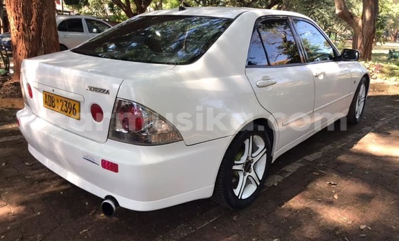 Nunua Ilio tumika Toyota Altezza Nyeupe Gari ndani ya Harare nchini Harare Nunua Ilio tumika Toyota Altezza Nyeupe Gari ndani ya Harare nchini Harare