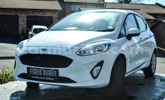 Buy Used Ford Fiesta White Car in Beitbridge in Matabeleland South Buy Used Ford Fiesta White Car in Beitbridge in Matabeleland South