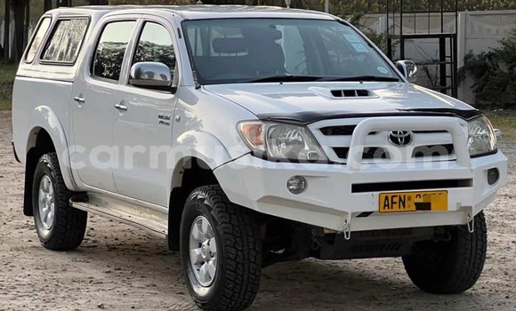 Nunua Ilio tumika Toyota Hilux Nyeupe Gari ndani ya Harare nchini Harare Nunua Ilio tumika Toyota Hilux Nyeupe Gari ndani ya Harare nchini Harare