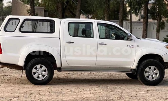 Nunua Ilio tumika Toyota Hilux Nyeupe Gari ndani ya Harare nchini Harare Nunua Ilio tumika Toyota Hilux Nyeupe Gari ndani ya Harare nchini Harare