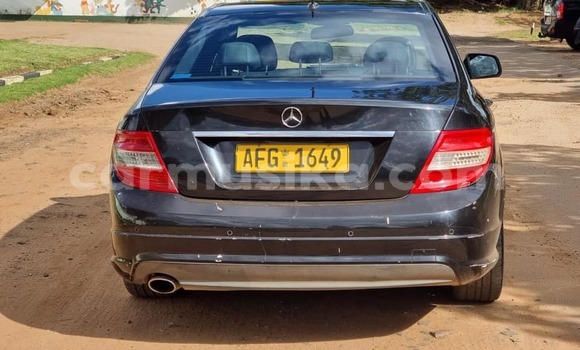 Nunua Ilio tumika Mercedes‒Benz C–Class Nyeusi Gari ndani ya Harare nchini Harare Nunua Ilio tumika Mercedes‒Benz C–Class Nyeusi Gari ndani ya Harare nchini Harare