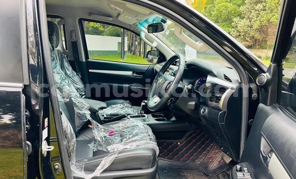 Tenga Tsaru Toyota Hilux Nhema Mota in Harare in Harare Tenga Tsaru Toyota Hilux Nhema Mota in Harare in Harare