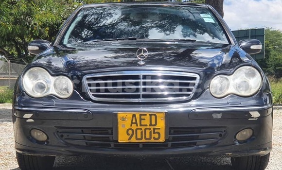 Tenga Tsaru Mercedes‒Benz C–Class Nhema Mota in Harare in Harare Tenga Tsaru Mercedes‒Benz C–Class Nhema Mota in Harare in Harare