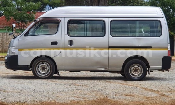 Buy used nissan caravan silver car in harare in harare - carmusika