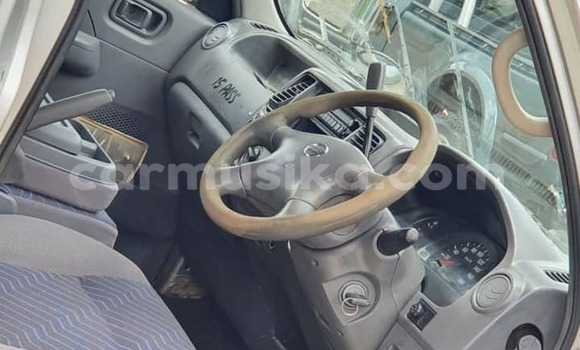 Tenga Tsaru Nissan Caravan Sirivha Mota in Harare in Harare Tenga Tsaru Nissan Caravan Sirivha Mota in Harare in Harare