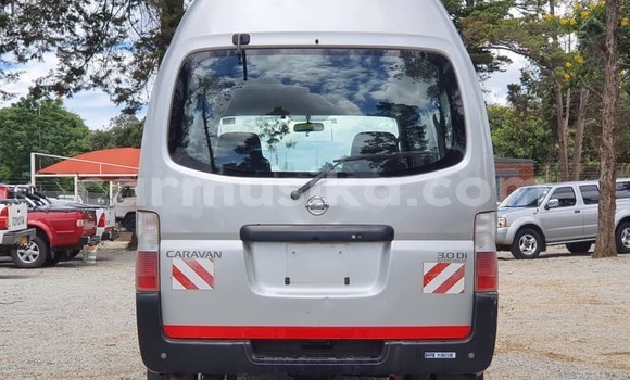 Tenga Tsaru Nissan Caravan Sirivha Mota in Harare in Harare Tenga Tsaru Nissan Caravan Sirivha Mota in Harare in Harare