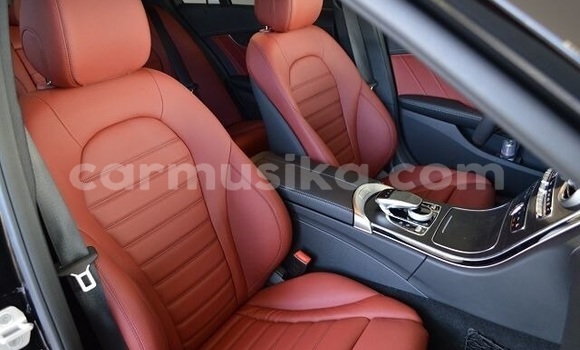 Nunua Ilio tumika Mercedes‒Benz C-klasse AMG Nyeusi Gari ndani ya Beitbridge nchini Matabeleland Kusini Nunua Ilio tumika Mercedes‒Benz C-klasse AMG Nyeusi Gari ndani ya Beitbridge nchini Matabeleland Kusini