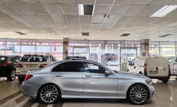 Tenga Tsaru Mercedes‒Benz C-klasse AMG Sirivha Mota in Beitbridge in Matabeleland South Tenga Tsaru Mercedes‒Benz C-klasse AMG Sirivha Mota in Beitbridge in Matabeleland South