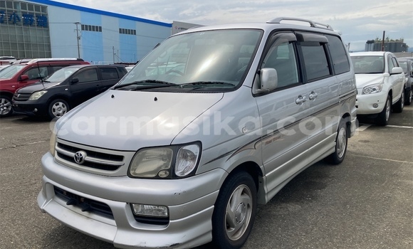 Buy Used Toyota Noah Silver Car in Beitbridge in Matabeleland South Buy Used Toyota Noah Silver Car in Beitbridge in Matabeleland South