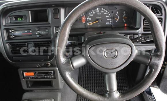 Nunua Ilio tumika Mazda B–series Nyingine Gari ndani ya Beitbridge nchini Matabeleland Kusini Nunua Ilio tumika Mazda B–series Nyingine Gari ndani ya Beitbridge nchini Matabeleland Kusini