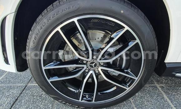 Nunua Ilio tumika Mercedes‒Benz G-klasse AMG Nyeupe Gari ndani ya Beitbridge nchini Matabeleland Kusini Nunua Ilio tumika Mercedes‒Benz G-klasse AMG Nyeupe Gari ndani ya Beitbridge nchini Matabeleland Kusini