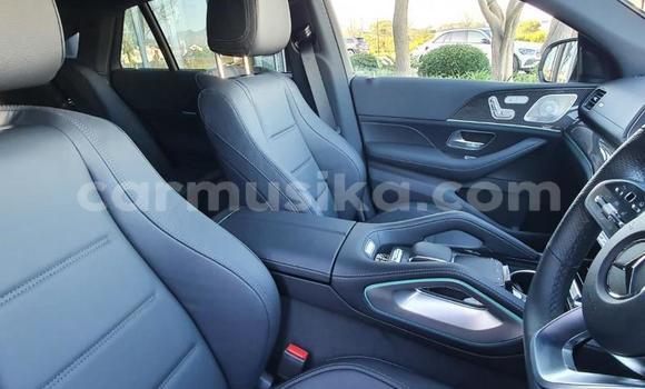 Nunua Ilio tumika Mercedes‒Benz G-klasse AMG Nyeupe Gari ndani ya Beitbridge nchini Matabeleland Kusini Nunua Ilio tumika Mercedes‒Benz G-klasse AMG Nyeupe Gari ndani ya Beitbridge nchini Matabeleland Kusini