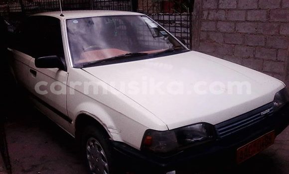 Buy Used Mazda 323 White Car in Chipinge in Manicaland Buy Used Mazda 323 White Car in Chipinge in Manicaland