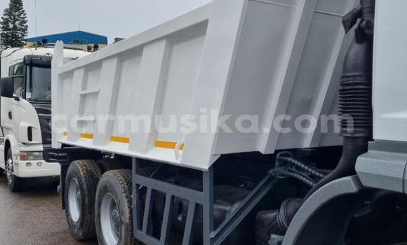 Tenga Tsaru Mercedes‒Benz Atego Chena Rori in Harare in Harare Tenga Tsaru Mercedes‒Benz Atego Chena Rori in Harare in Harare