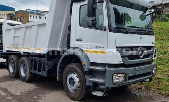 Tenga Tsaru Mercedes‒Benz Atego Chena Rori in Harare in Harare Tenga Tsaru Mercedes‒Benz Atego Chena Rori in Harare in Harare