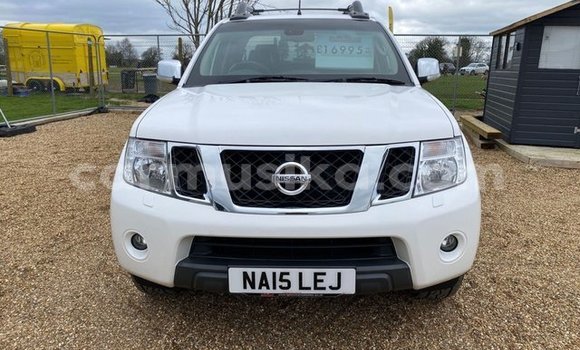 Tenga Tsaru Nissan Navara Chena Mota in Beitbridge in Matabeleland South Tenga Tsaru Nissan Navara Chena Mota in Beitbridge in Matabeleland South
