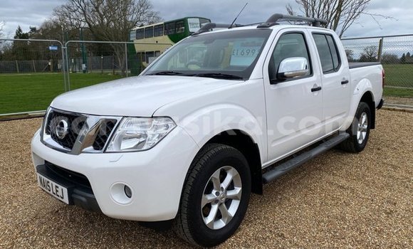 Tenga Tsaru Nissan Navara Chena Mota in Beitbridge in Matabeleland South Tenga Tsaru Nissan Navara Chena Mota in Beitbridge in Matabeleland South