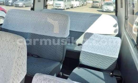Buy Used Toyota Hiace White Car in Beitbridge in Matabeleland South Buy Used Toyota Hiace White Car in Beitbridge in Matabeleland South
