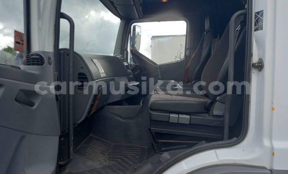 Buy Used Mercedes‒Benz Truck Other Truck in Beitbridge in Matabeleland South Buy Used Mercedes‒Benz Truck Other Truck in Beitbridge in Matabeleland South