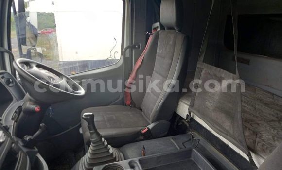 Buy Used Mercedes‒Benz Truck Other Truck in Beitbridge in Matabeleland South Buy Used Mercedes‒Benz Truck Other Truck in Beitbridge in Matabeleland South
