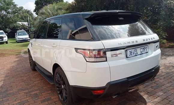 Buy Used Range Rover Range Rover White Car in Beitbridge in Matabeleland South