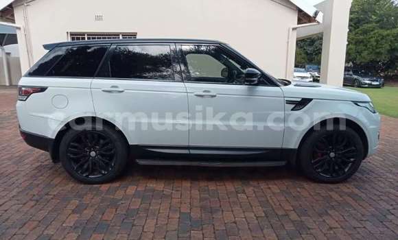 Acheter Occasion Voiture Range Rover Range Rover Blanc à Beitbridge, Matabeleland South Acheter Occasion Voiture Range Rover Range Rover Blanc à Beitbridge, Matabeleland South