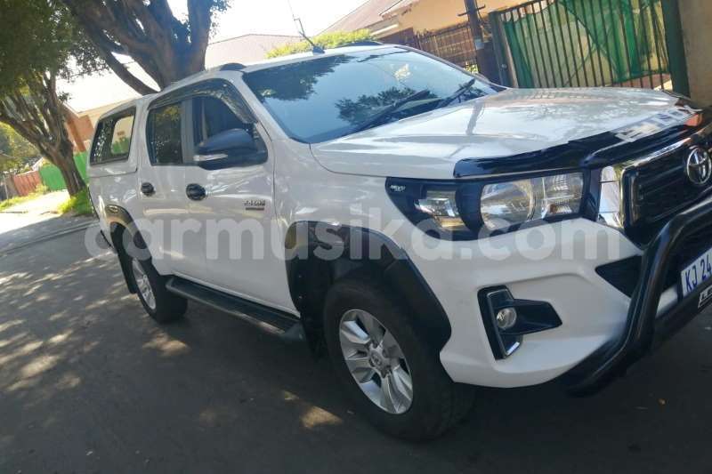 Big with watermark toyota hilux matabeleland south beitbridge 30420