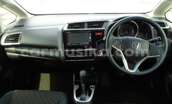 Acheter Occasion Voiture Honda Fit Bleu à Beitbridge, Matabeleland South Acheter Occasion Voiture Honda Fit Bleu à Beitbridge, Matabeleland South