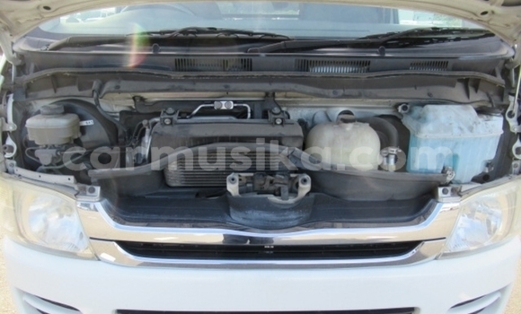 Acheter Occasion Voiture Toyota Hiace Blanc à Beitbridge, Matabeleland South Acheter Occasion Voiture Toyota Hiace Blanc à Beitbridge, Matabeleland South