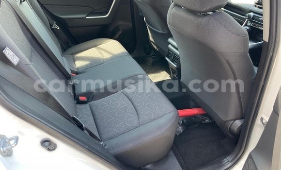 Tenga Tsaru Toyota RAV4 Chena Mota in Beitbridge in Matabeleland South Tenga Tsaru Toyota RAV4 Chena Mota in Beitbridge in Matabeleland South