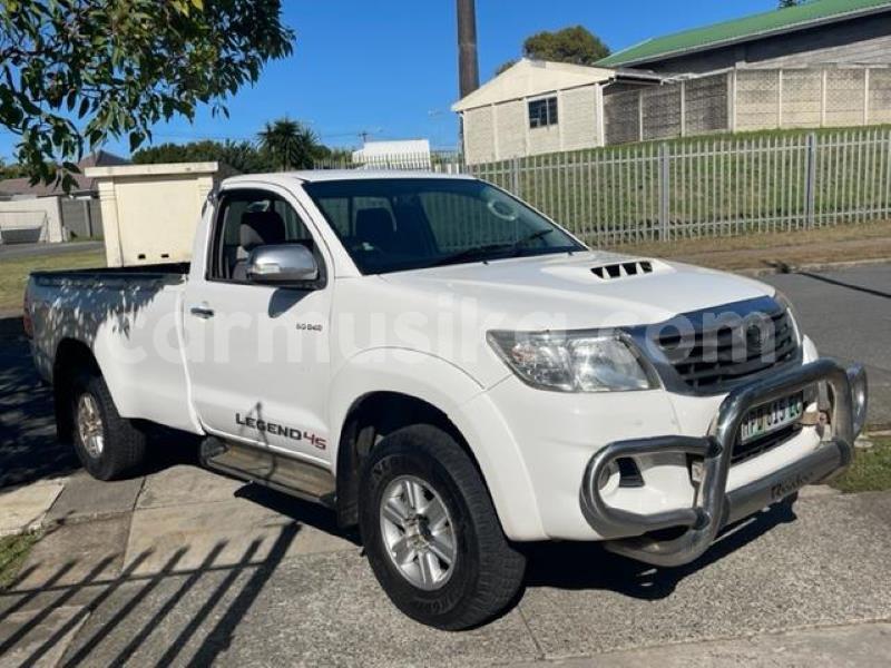 Big with watermark toyota hilux matabeleland south beitbridge 30454