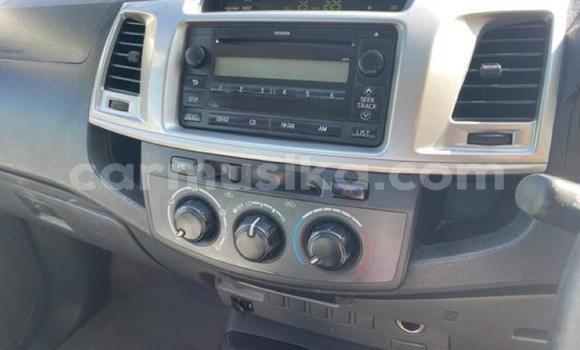 Acheter Occasion Voiture Toyota Hilux Blanc à Beitbridge, Matabeleland South Acheter Occasion Voiture Toyota Hilux Blanc à Beitbridge, Matabeleland South