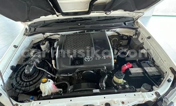 Acheter Occasion Voiture Toyota Hilux Blanc à Beitbridge, Matabeleland South Acheter Occasion Voiture Toyota Hilux Blanc à Beitbridge, Matabeleland South