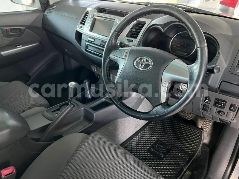 Big with watermark toyota hilux matabeleland south beitbridge 30455