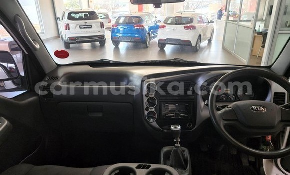 Acheter Occasion Voiture Kia K5 Blanc à Beitbridge, Matabeleland South Acheter Occasion Voiture Kia K5 Blanc à Beitbridge, Matabeleland South