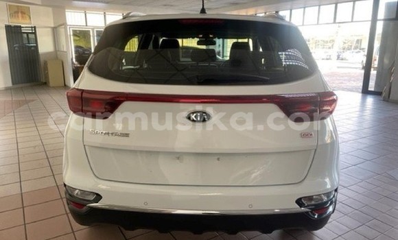 Tenga Tsaru Kia Rio Chena Mota in Beitbridge in Matabeleland South Tenga Tsaru Kia Rio Chena Mota in Beitbridge in Matabeleland South