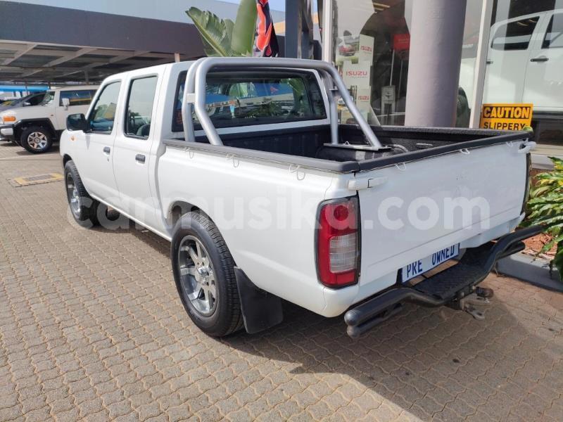 Big with watermark nissan np 300 matabeleland south beitbridge 30461