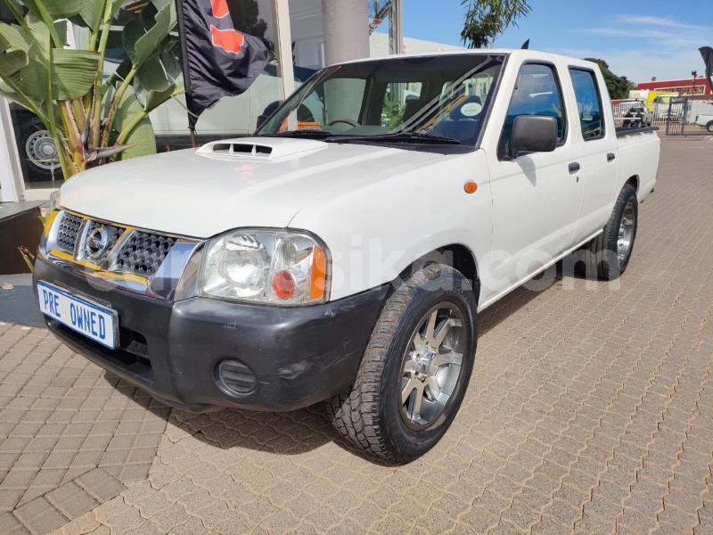 Big with watermark nissan np 300 matabeleland south beitbridge 30461