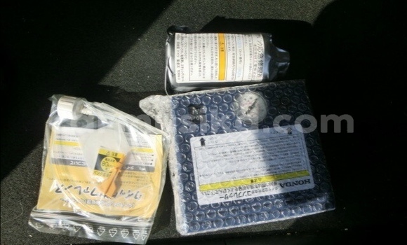 Acheter Occasion Voiture Honda Fit Bleu à Beitbridge, Matabeleland South Acheter Occasion Voiture Honda Fit Bleu à Beitbridge, Matabeleland South