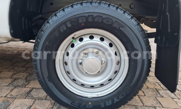 Tenga Tsaru Isuzu KB Chena Mota in Beitbridge in Matabeleland South Tenga Tsaru Isuzu KB Chena Mota in Beitbridge in Matabeleland South