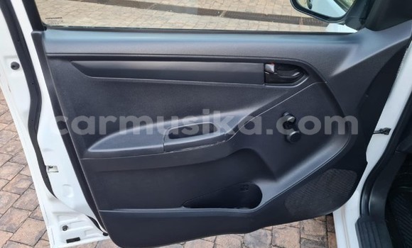 Tenga Tsaru Isuzu KB Chena Mota in Beitbridge in Matabeleland South Tenga Tsaru Isuzu KB Chena Mota in Beitbridge in Matabeleland South