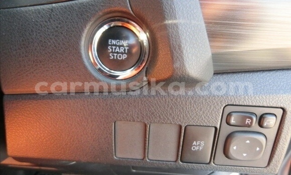 Tenga Tsaru Toyota Auris Sirivha Mota in Beitbridge in Matabeleland South Tenga Tsaru Toyota Auris Sirivha Mota in Beitbridge in Matabeleland South