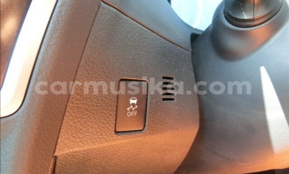 Tenga Tsaru Toyota Auris Sirivha Mota in Beitbridge in Matabeleland South Tenga Tsaru Toyota Auris Sirivha Mota in Beitbridge in Matabeleland South