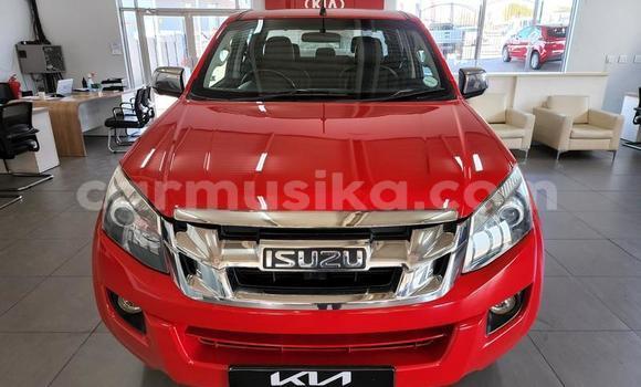 Acheter Occasion Voiture Isuzu KB Rouge à Beitbridge, Matabeleland South Acheter Occasion Voiture Isuzu KB Rouge à Beitbridge, Matabeleland South