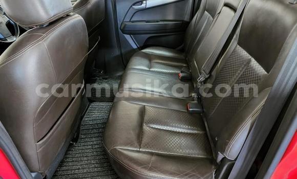 Acheter Occasion Voiture Isuzu KB Rouge à Beitbridge, Matabeleland South Acheter Occasion Voiture Isuzu KB Rouge à Beitbridge, Matabeleland South