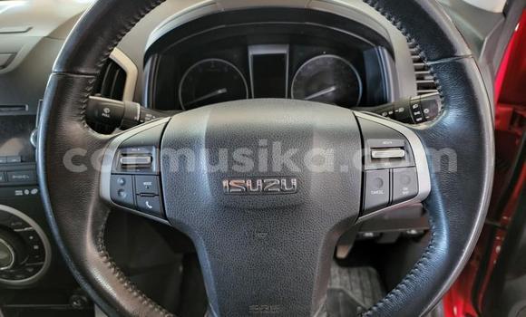 Acheter Occasion Voiture Isuzu KB Rouge à Beitbridge, Matabeleland South Acheter Occasion Voiture Isuzu KB Rouge à Beitbridge, Matabeleland South