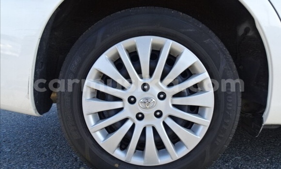 Acheter Occasion Voiture Toyota Allion Blanc à Beitbridge, Matabeleland South Acheter Occasion Voiture Toyota Allion Blanc à Beitbridge, Matabeleland South