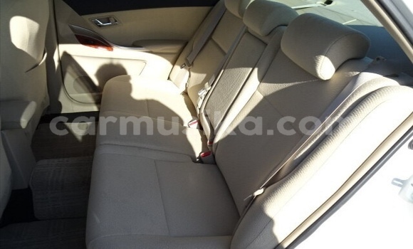 Acheter Occasion Voiture Toyota Allion Blanc à Beitbridge, Matabeleland South Acheter Occasion Voiture Toyota Allion Blanc à Beitbridge, Matabeleland South