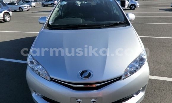 Tenga Tsaru Toyota Wish Sirivha Mota in Beitbridge in Matabeleland South Tenga Tsaru Toyota Wish Sirivha Mota in Beitbridge in Matabeleland South